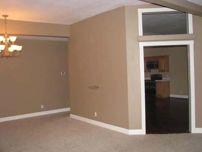 Photo - 6376 Ridgeline Dr