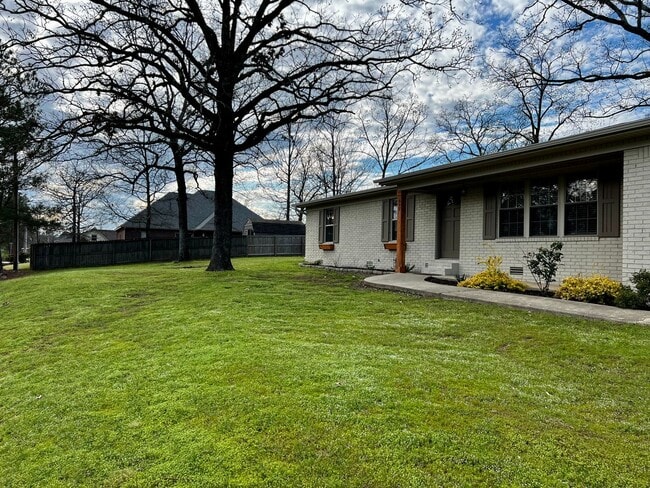 Photo - 895 Marion Anderson Rd