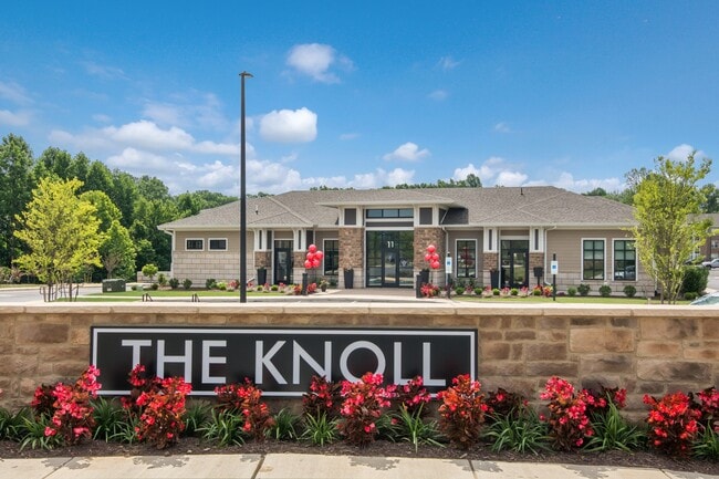 The Knoll at Stone View Apartments - The Knoll at Stone View Apartments