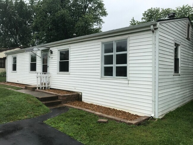 Photo - 1109 N Main St