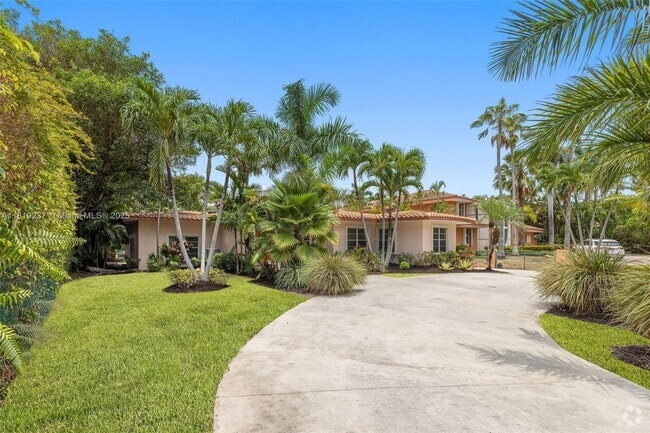 Building Photo - 564 Golden Beach Dr Rental