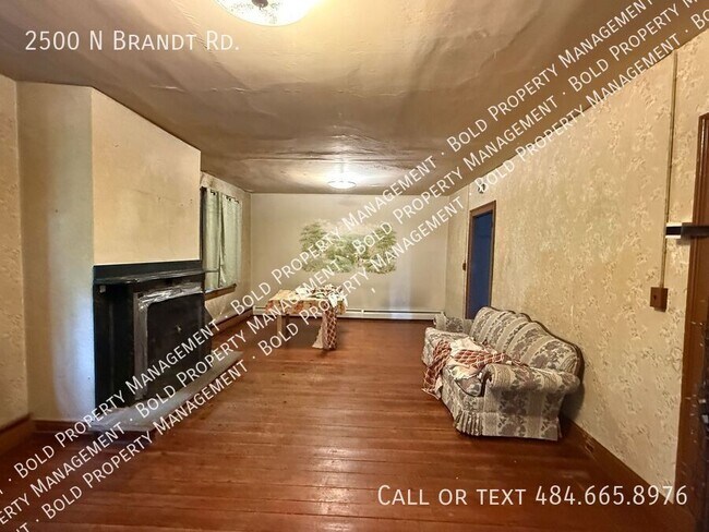 Photo - 2500 Brandt Rd N