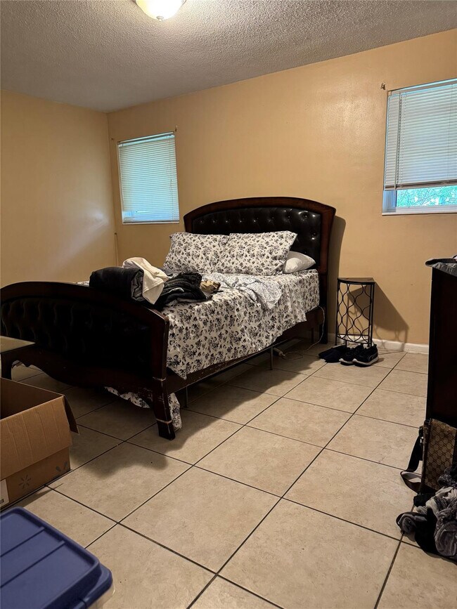 Photo - 3033 NW 43rd Ave Unidad 104