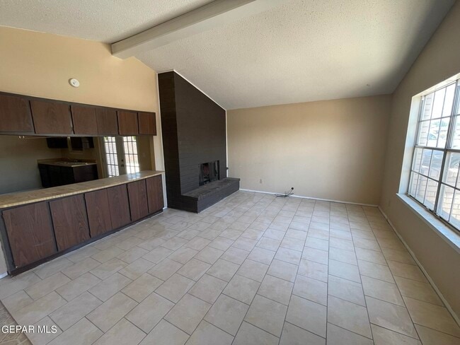 2849 Beachcomber Dr