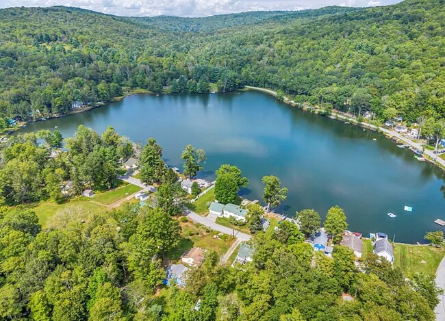 Photo - 2550 Silver Lake Spur