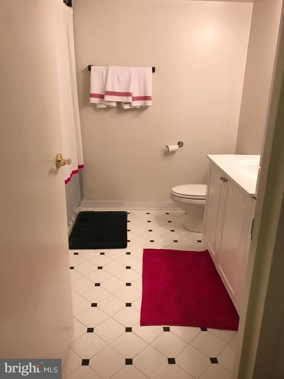 Photo - 241 S 6th St Unit 2102B