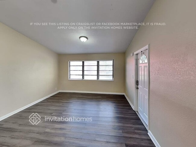 Photo - 1633 NW 15th Pl