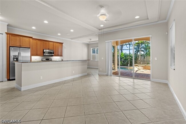 5717 Mango Cir