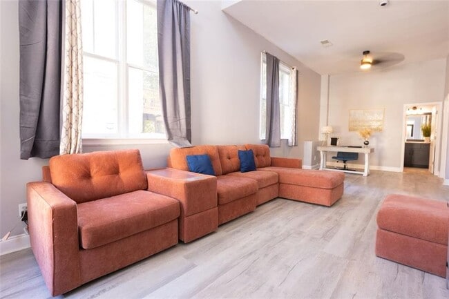 Photo - 4867 Pinnacle Dr