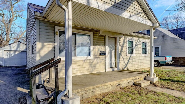 Photo - 809 S 29th St