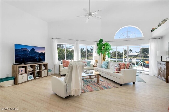 Photo - 28712 Carmel Way