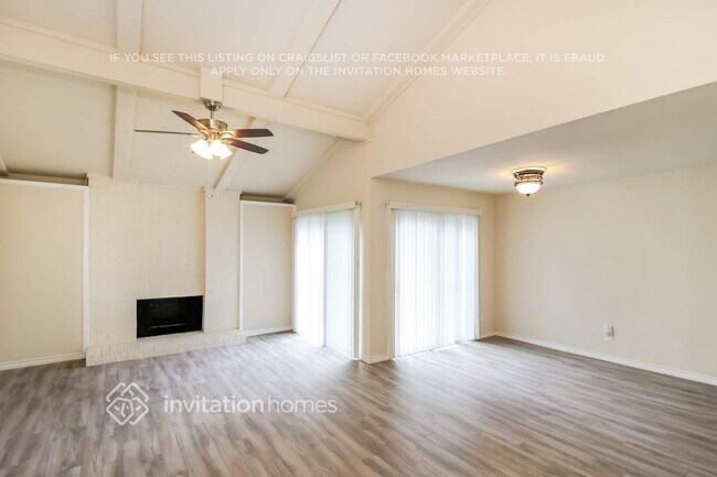 Photo - 2424 Via Barcelona