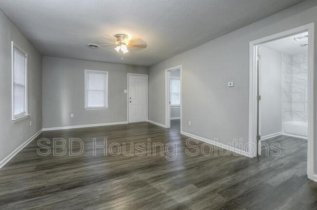 Photo - 12905 8th St House