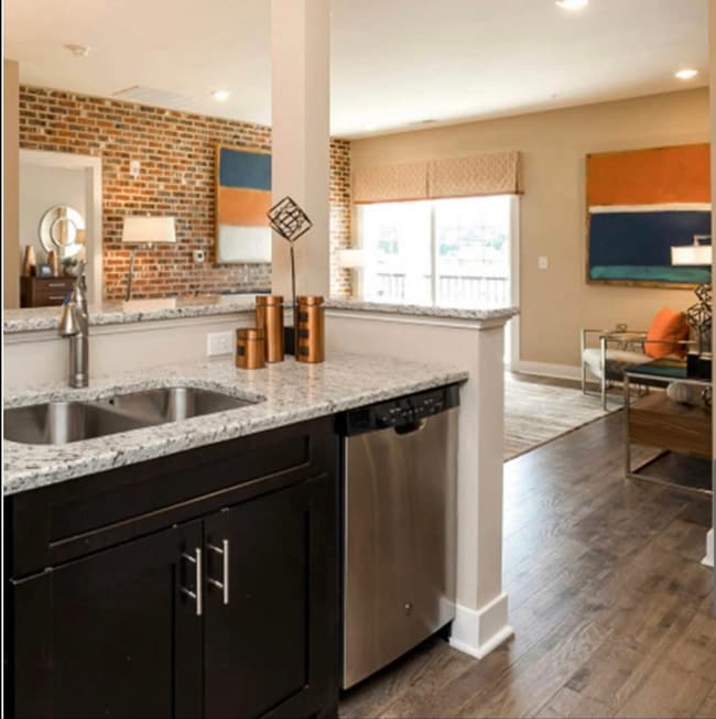 Photo - 714 Stiller Ln