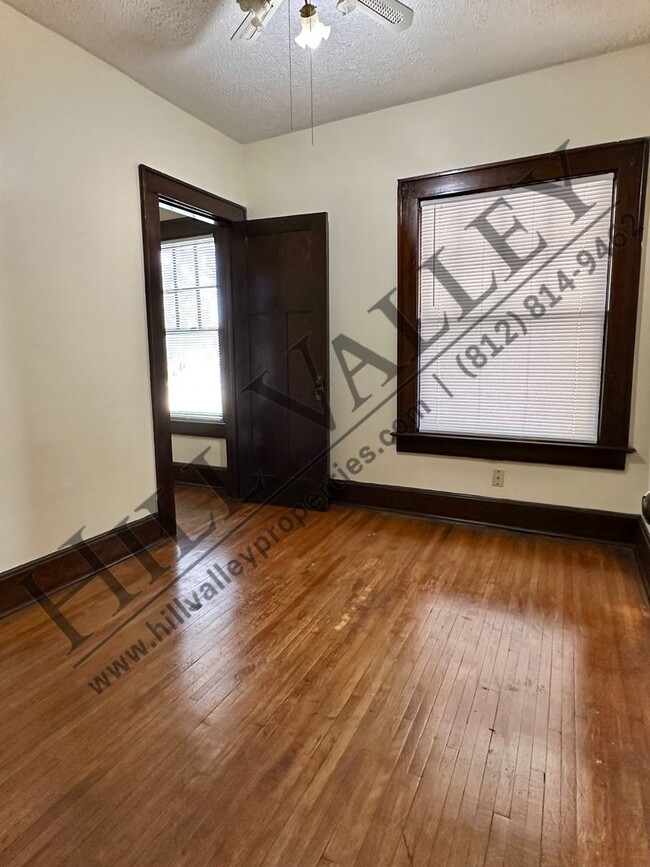 Photo - Two Bedroom Upper - All Utilities Paid