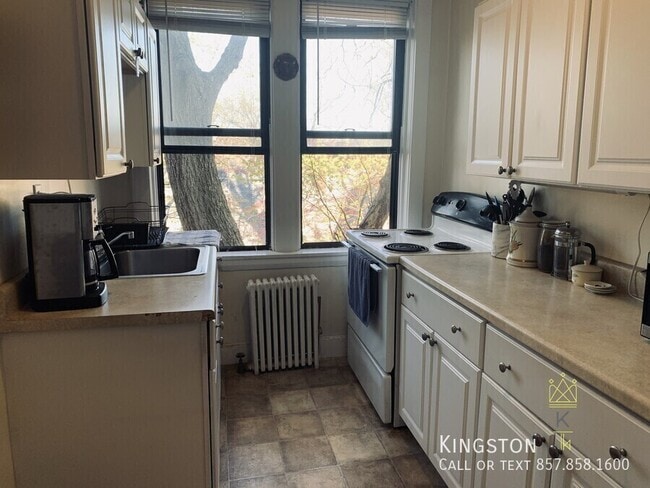 Photo - 124 Babcock St Unit 35R