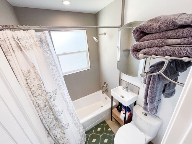 Photo - 4177 4th Ave Unit 4177