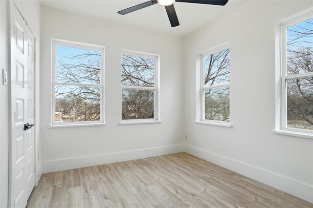 Photo - 118 Willow Ln