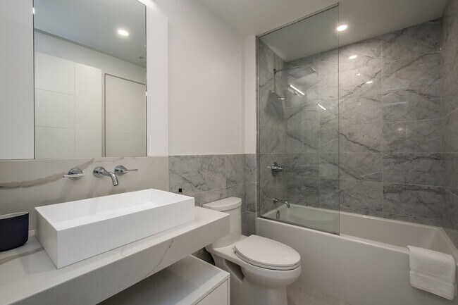 Photo - 1650 Granville St Unit ID1284632P