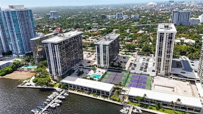Photo - 1915 Brickell Ave