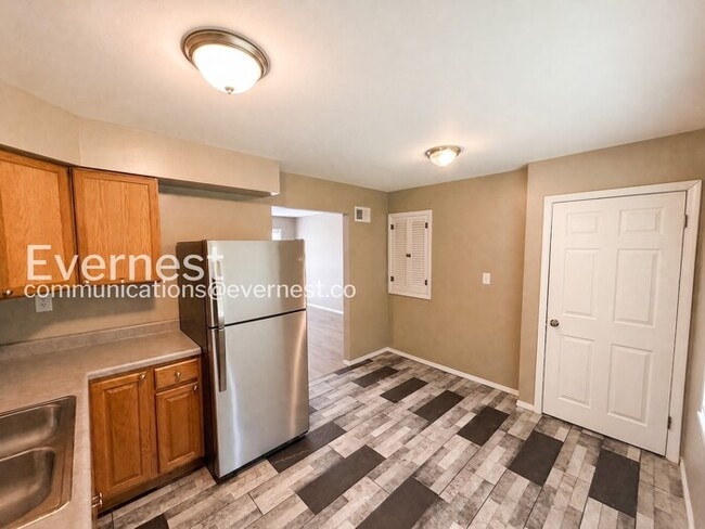 Photo - 4001 Cranberry Ln