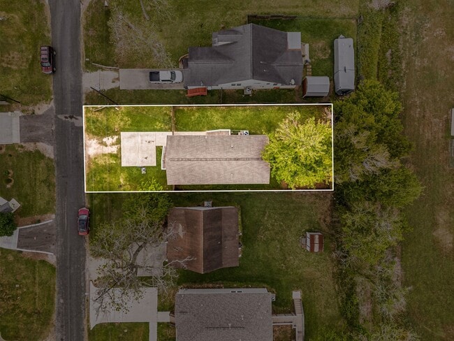 Photo - 805 E Mulberry Ave