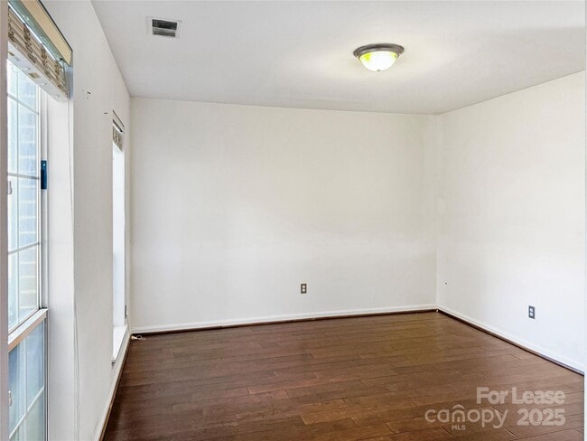 Photo - 8509 Golf Ridge Dr