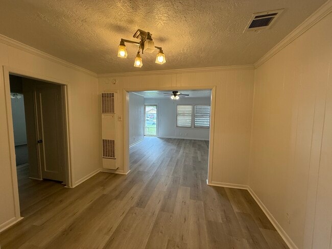 Photo - 500 Scott St