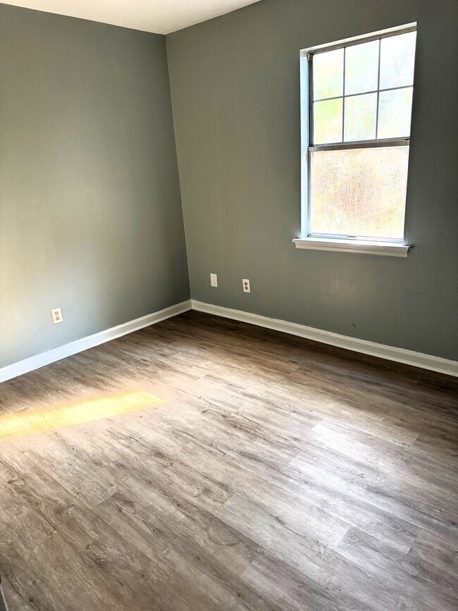 Photo - 830 Willow Pointe