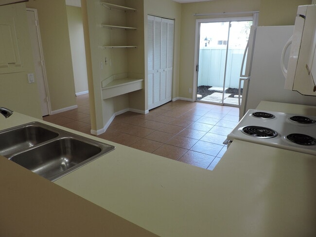 Photo - 6239 Riverwalk Ln