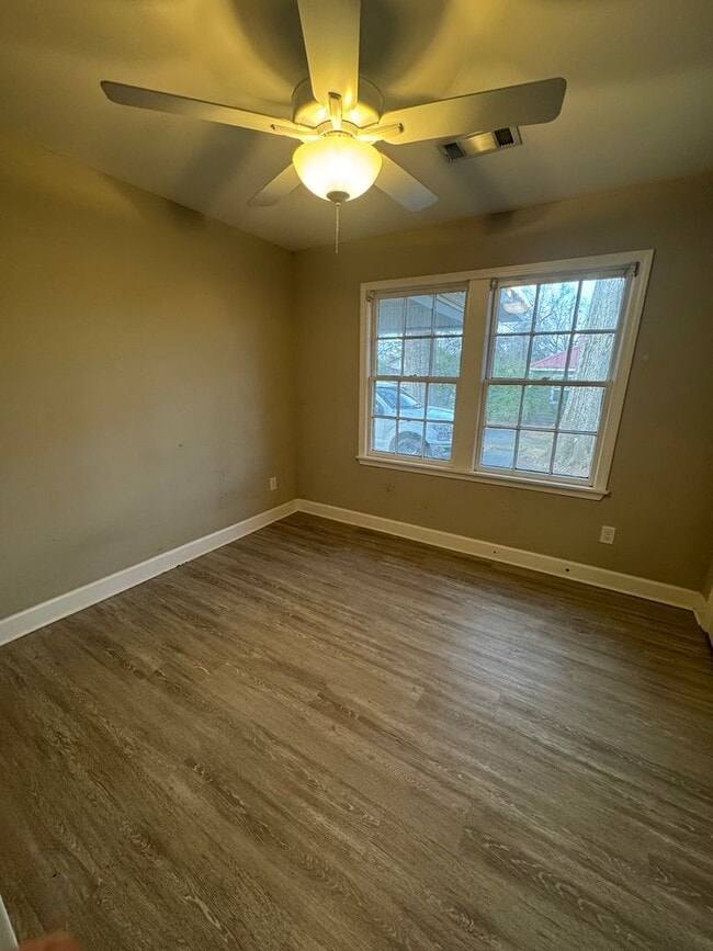 Photo - 3BR/1BA Northport