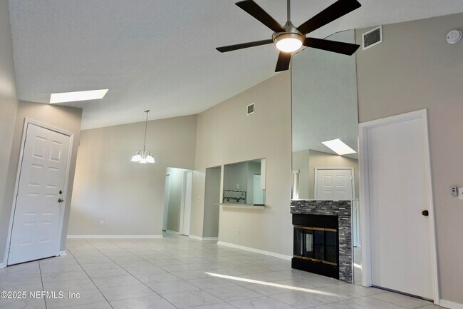 Photo - 9241 Arbolita Way