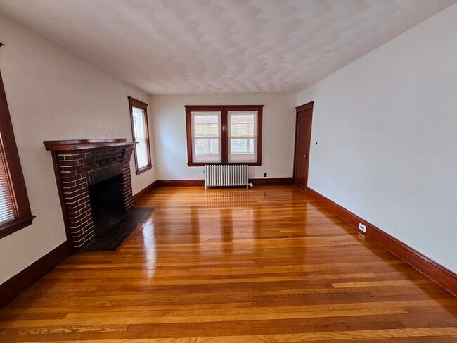 Photo - 24 Cushing St Unidad 2