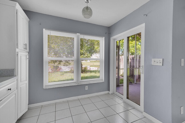 Photo - 2865 NW 68th Ln