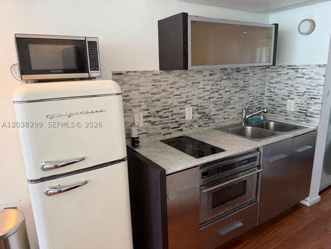 Photo - 212 West Dr Unit 212
