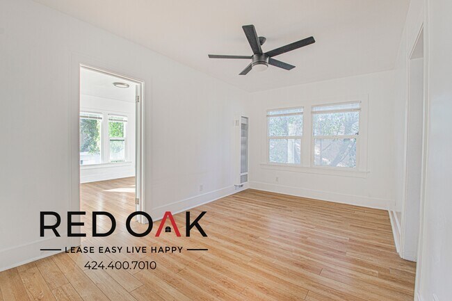 Photo - 708 N Gramercy Pl Unit 710