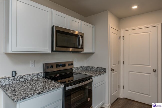 Photo - 138 Red Hawk Dr