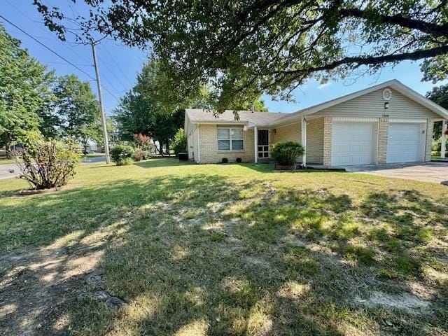 Building Photo - 1300 W Rolling Oaks Dr Rental