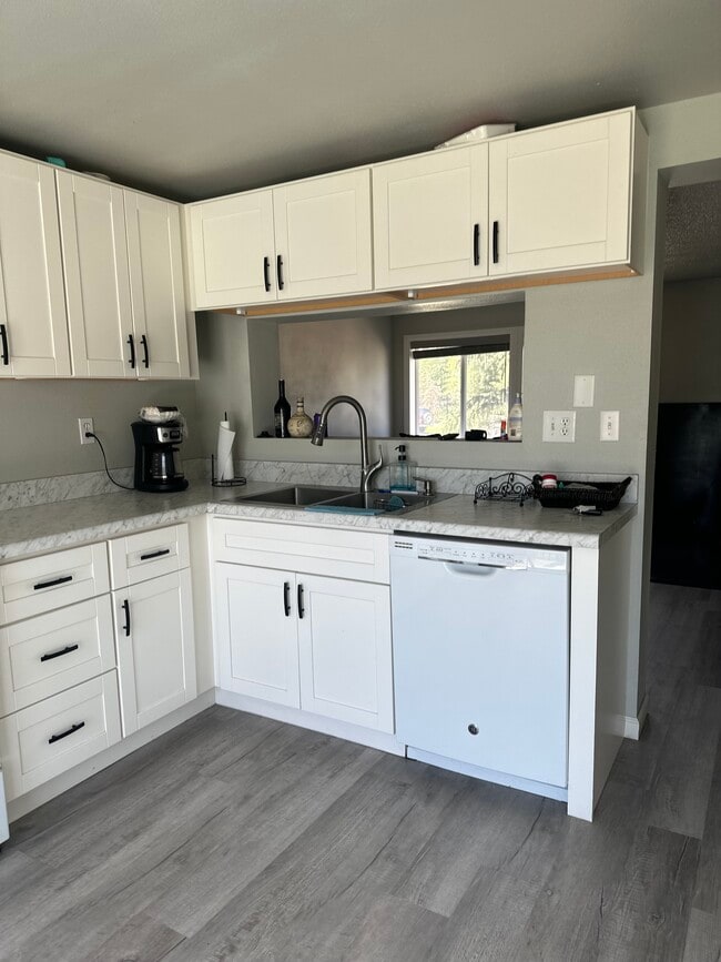 Photo - 449 W 4th St Condo Unit A