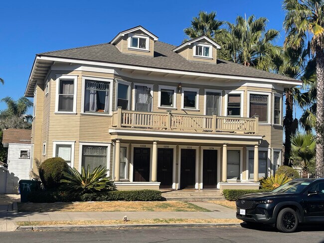 Photo - 1234 24th St Unit 1234