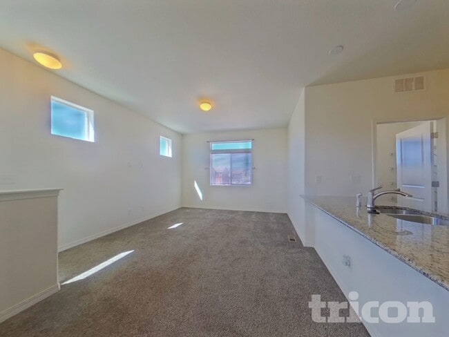 Photo - 791 Endeavor Wy