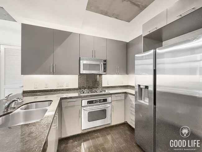 Photo - Modern 1BR/2BA Condo with 2 Parking Spaces in Downtown San Diego!
