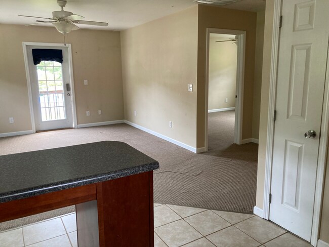 Photo - 830 Deerfield Ln