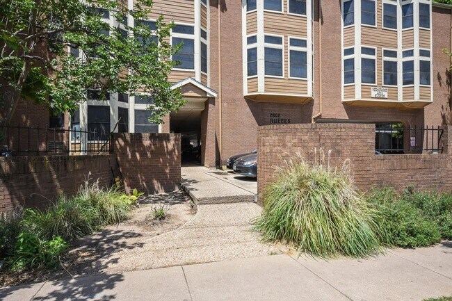 Photo - 2802 Nueces St Unit 307