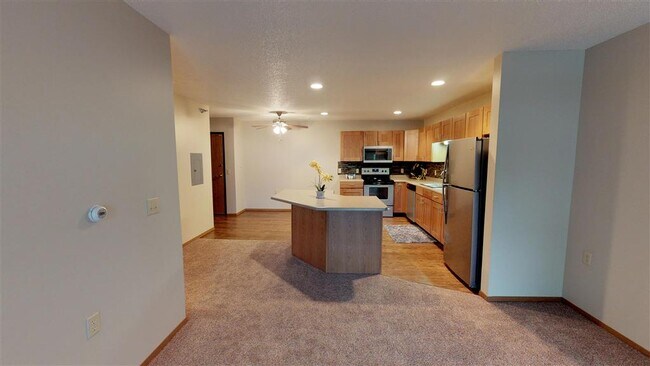 Oxbow Park Apartments