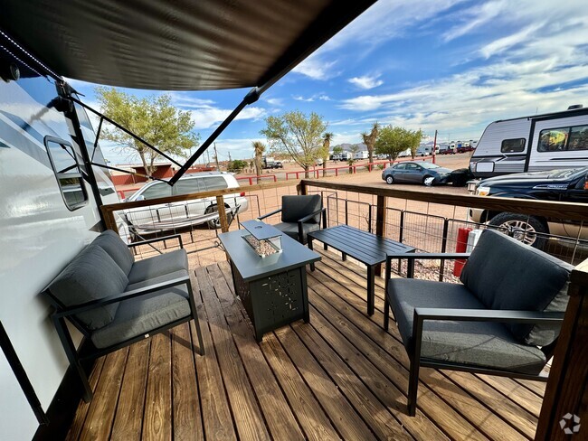 Building Photo - Desert Sky RV Rental