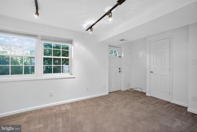 Building Photo - 3207 Fair Woods Pkwy Rental