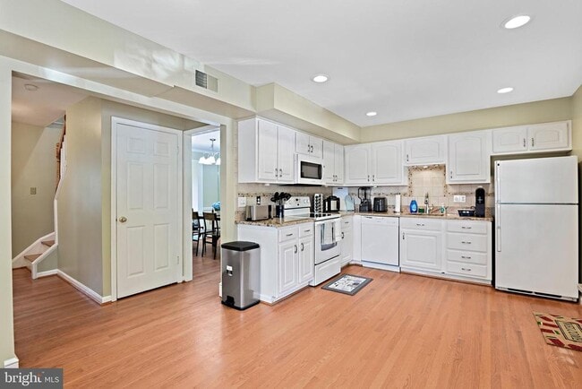 5267 Leestone Ct