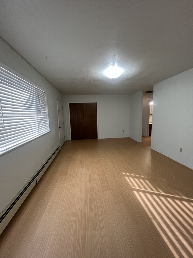 108 Park Dr Unit 1