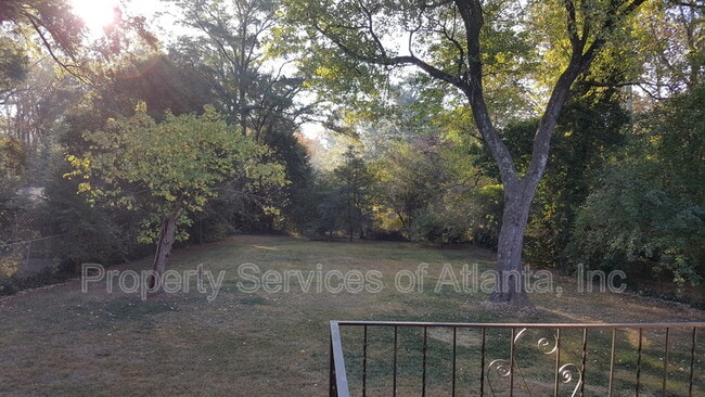 Photo - 2331 N Decatur Rd